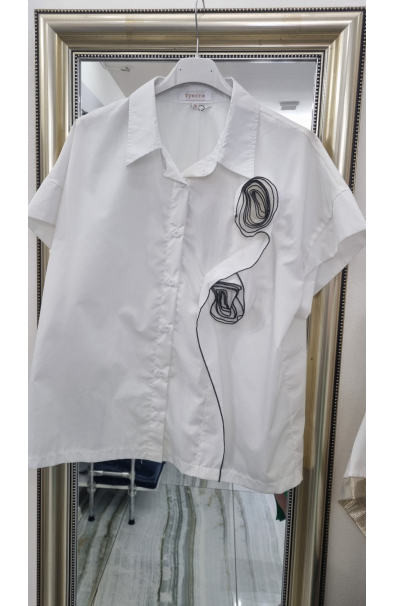 Štýlová elegantná blúzka