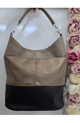 Metalick&aacute; kabelka na plece Karen