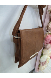 Menšia gaštanová crossbody kabelka