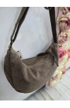 Hnedá crossbody kabelka z trhaného semišu